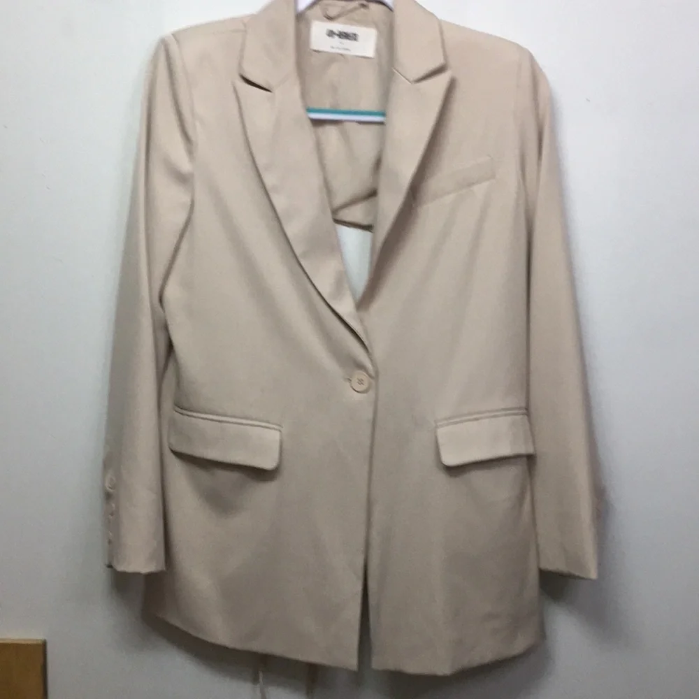 4th and Reckless Tailored Open Back Blazer: Size S - Picture 2 of 11